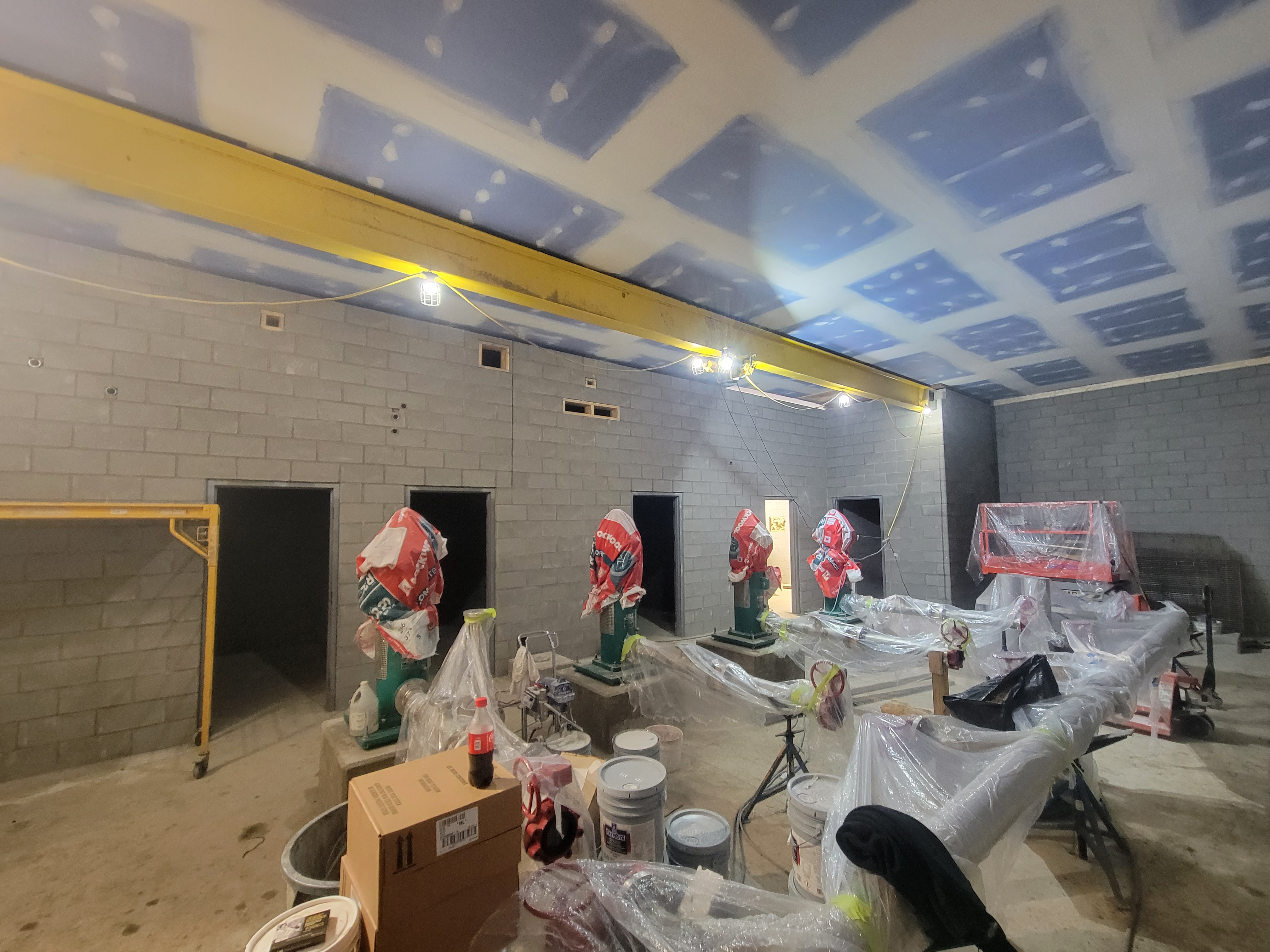 Shop production spray equipment